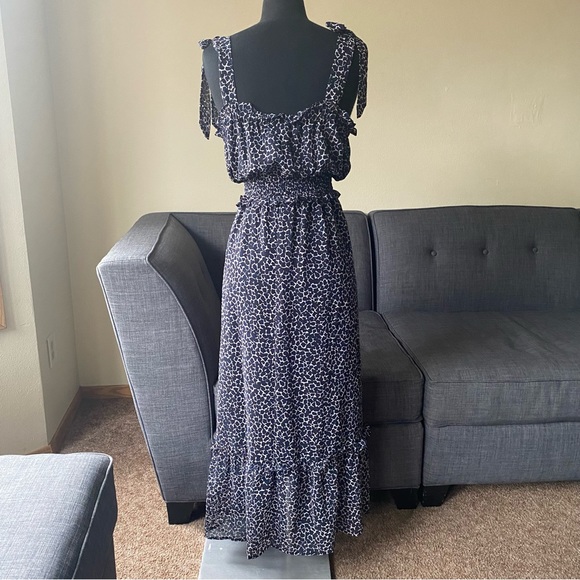 WHO WHAT WEAR SLEEVELESS MAXI DRESS - Picture 5 of 9